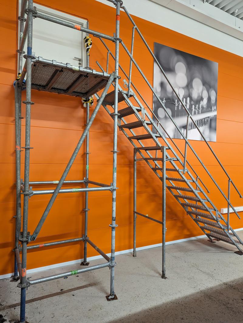 Pxl 20240209 141729849