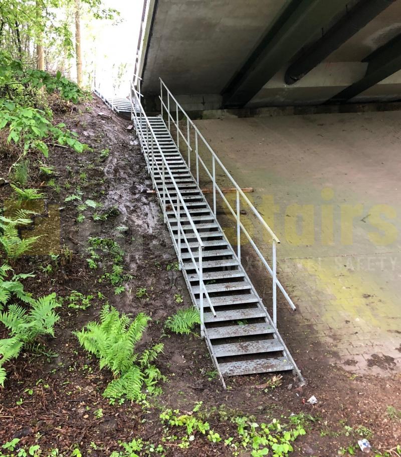 Gekoppeldetrappen 14m easystairs